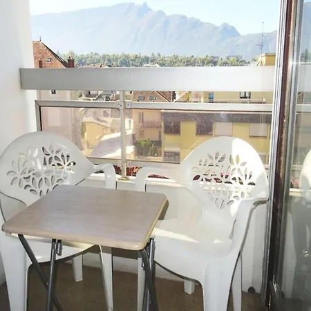 Studio For 2 People Apartment